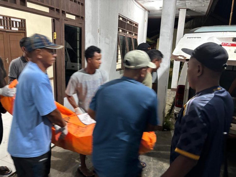 Evakuasi korban pembunuhan oleh OPM di Yahukimo. (Foto : Istimewa)