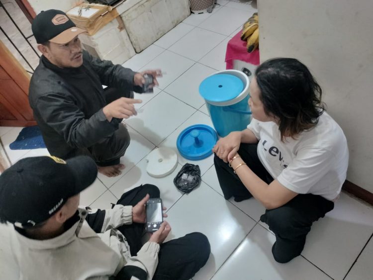 Kepolisian Sektor (Polsek) Wamena Kota saat mengamankan tiga paket sabu. (Foto: Istimewa)