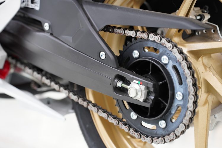 Tips perawatan rantai sepeda motor. (Foto: Istimewa)