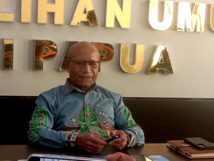 Ketua KPU Papua, Steve Dumbon. (Foto : Istimewa)