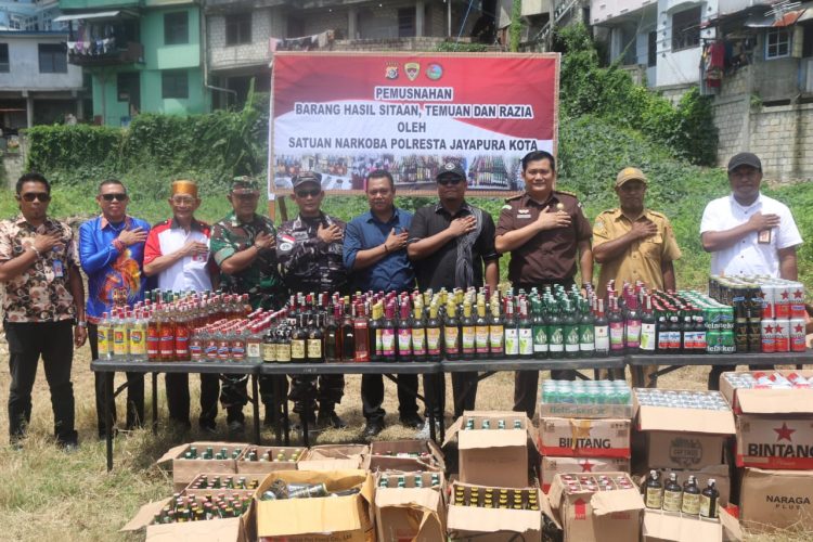 Pemusnahan Barang Bukti Hasil Sitaan Polresta Jayapura Kota. (Foto: Istimewa)
