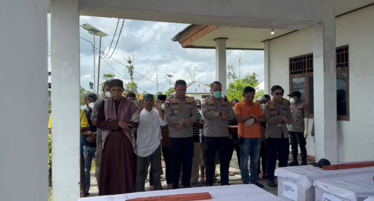 kesebelas jenazah tersebut secara resmi telah diserahkan kepada pihak keluarga. (Foto: Istimewa)