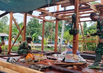 Sinergi TNI dan Warga Pigapu Wujudkan Rumah Layak Huni dan Masa Depan Gemilang Lewat TMMD