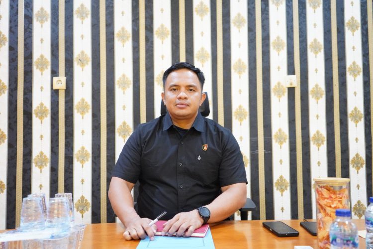 Kasat Reskrim Polres Jayapura, AKP Alamsyah Ali saat memberikan keterangannya. (Foto: Istimewa)