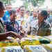 Beras dan Minyak Dijual di Bawah Harga Pasar, TNI-Bulog Ringankan Beban Warga