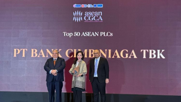 CIMB Niaga kembali mencatatkan pencapaian membanggakan di tingkat regional dengan meraih dua penghargaan sekaligus dalam ajang ACGS Regional Assessment 2024. (Foto: Istimewa)