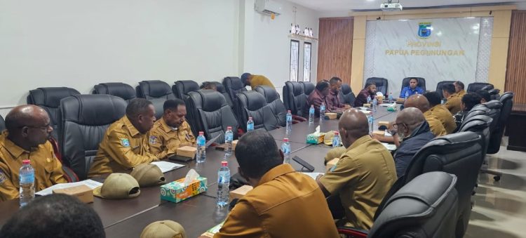 Pansus Pengawasan TLHP BPK RI DPRPP bersama OPD/SKPD Papua Pegunungan menggelar rapat koordinasi. (Foto: Istimewa)