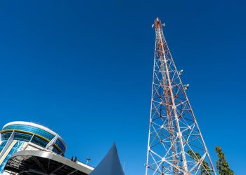 Indosat Jaga Kinerja Stabil di Tengah Tantangan, Fokus pada Teknologi Inklusif