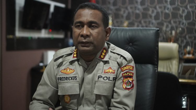 Kapolresta Jayapura Kota, Kombes Pol Fredrickus W.A. Maclarimboen. (Foto: Istimewa)