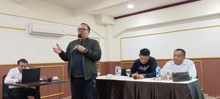 Hasil survei menunjukkan tingginya partisipasi pemilih dan persaingan ketat antara dua pasangan calon (paslon) yang bertarung. (Foto: Istimewa)