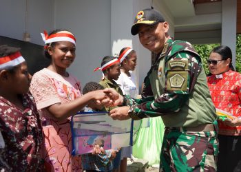 Koops Habema Tebar Berkah Jelang HUT RI ke-80 di Timika