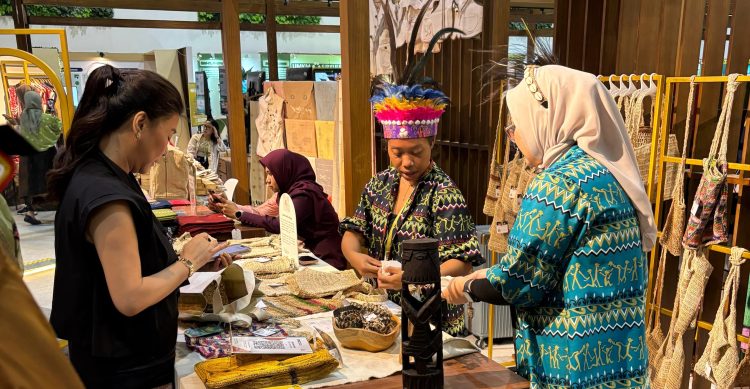 UMKM unggulan asal Papua dalam ajang nasional Karya Kreatif Indonesia (KKI) 2025. (Foto: Istimewa)