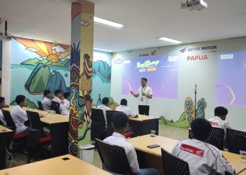 21 Siswa Jurusan TSM SMKN 3 Jayapura Antusias Ikuti Pelatihan Kreator Konten dari Astra Honda Motor 