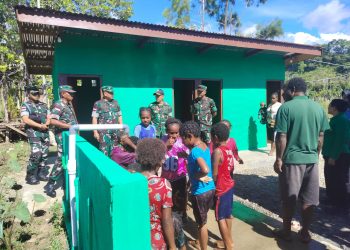 Pangdam XVII/Cenderawasih Tinjau Fasilitas MCK dan Sumur Bor di Nabire