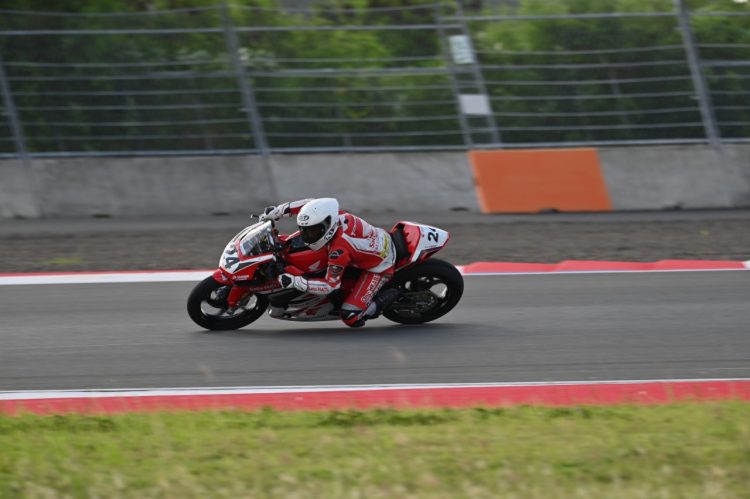 Punggawa balap Astra Honda Racing Team (AHRT) siap tampil optimal hadapi race ke 2 dalam putaran ketiga MRS. (Foto: Istimewa)