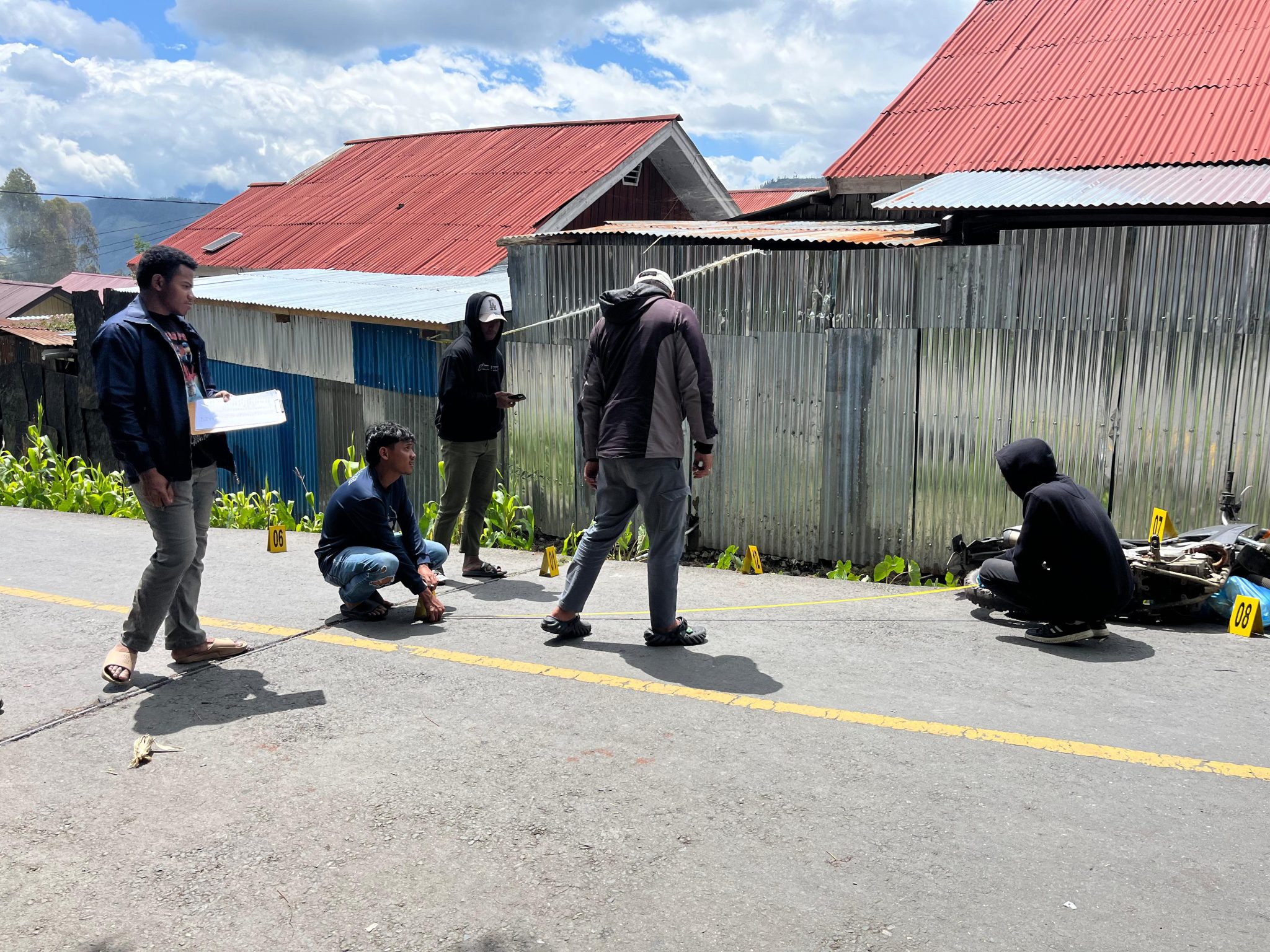 Satgas Damai Cartenz Gelar Rekonstruksi Penembakan Brigpol Ronal di Puncak Jaya