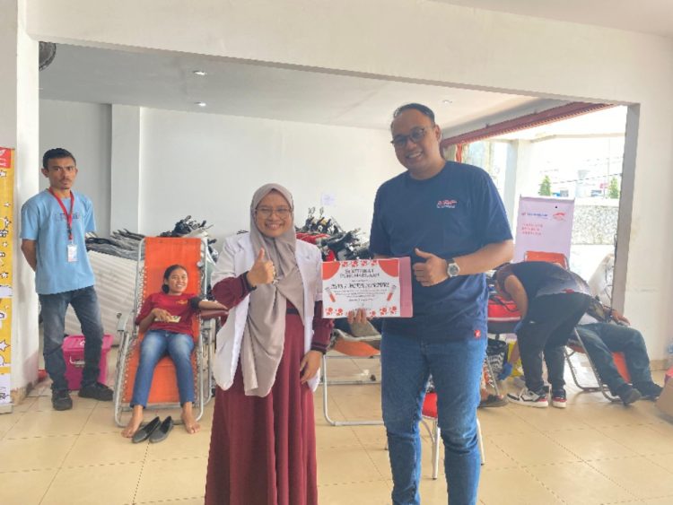 Apresiasi terhadap kontribusi Astra Motor Merauke selalu hadir di garda terdepan. (Foto: Istimewa)