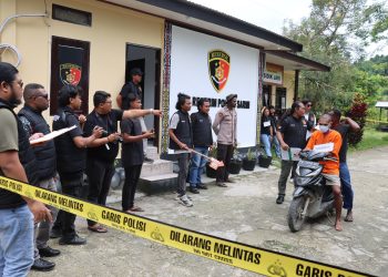 Polres Sarmi Gelar Rekonstruksi Kasus Pembunuhan Berencana di Kampung Ebram