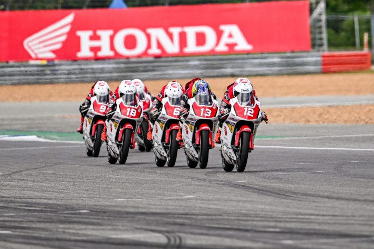 Ajang Idemitsu Honda Thailand Talent Cup (TTC) 2025 Round 3 yang berlangsung di Chang International Circuit, Buriram. (Foto: Istimewa)