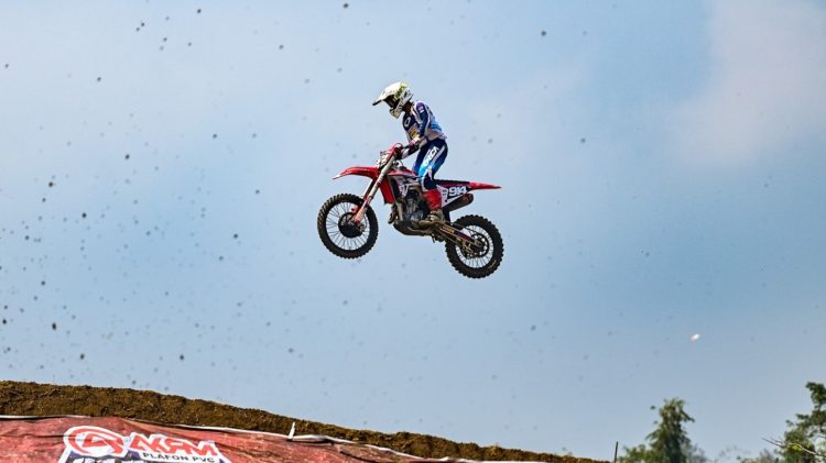 Memasuki race kedua, Arsenio tampil lebih solid. (Foto: Istimewa)