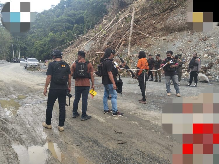 Rekonstruksi kasus pembunuhan berencana terhadap dua personel Brimob Yon C Nabire. (Foto: Istimewa)