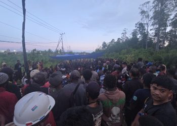 Ratusan Buruh TKBM Blokade Akses Pelabuhan Pomako, Tuntut Pemda Mimika Selesaikan Sengketa Lahan