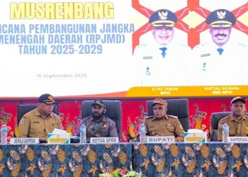 Bupati Puncak Jelaskan Visi dan Misi saat Membuka Musrenbang RPJMD 2025-2029
