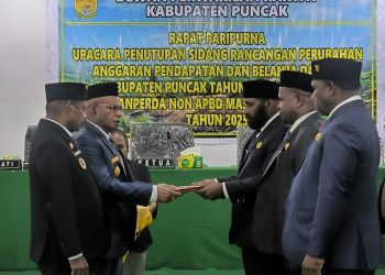 DPRK Puncak Sahkan Perubahan APBD 2025 Sebesar Rp1,801 Triliun, Bupati Elvis Tabuni Tegaskan Transparansi dan Kolaborasi
