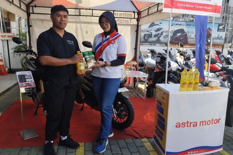 Astra Motor Tanah Hitam menyediakan layanan pemeriksaan kesehatan kendaraan secara gratis. (Foto: Istimewa)