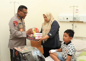 Kapolda Papua Pastikan Penanganan Medis Optimal untuk Korban Kerusuhan Yalimo