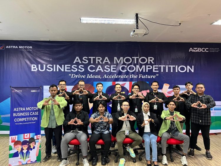 Program CSR di bawah pilar Astra Cerdas (AMSmart) yang bertujuan mendorong mahasiswa untuk berpikir kritis. (Foto: Istimewa)