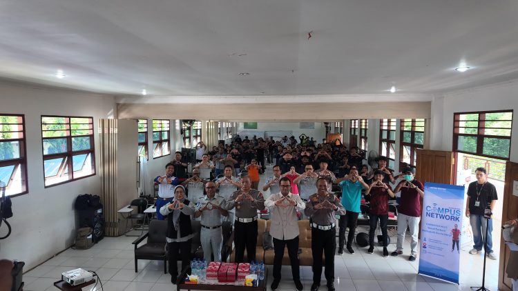 Seminar Safety Riding di USTJ Jayapura. (Foto: Istimewa)