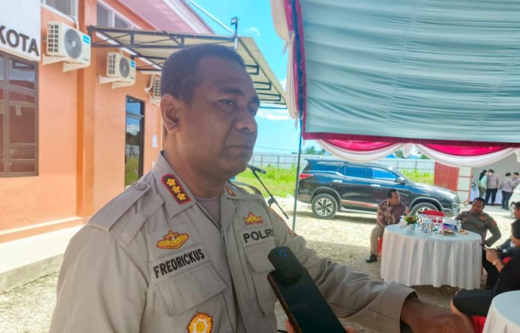 Kapolresta Jayapura Kota Kombes Pol Fredrickus W.A. Maclarimboen. (Foto: Istimewa)