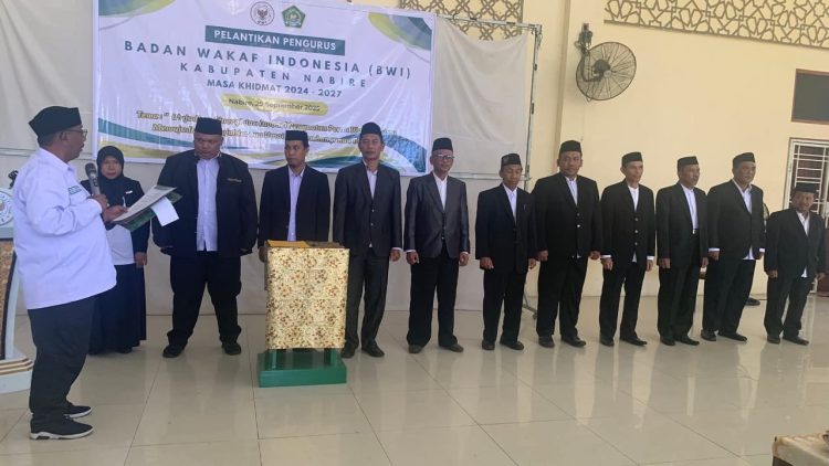 Pengurus BWI Kabupaten Nabire untuk masa khidmat 2024–2027 saat dikukuhan oleh Ketua Badan Pelaksana. (Foto: Istimewa)