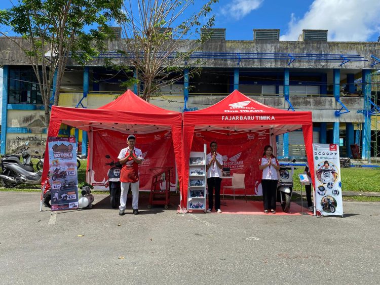 Dealer Fajar Baru Timika kembali menghadirkan program Roadshow Fajar Terus Bersinar. (Foto: Istimewa)