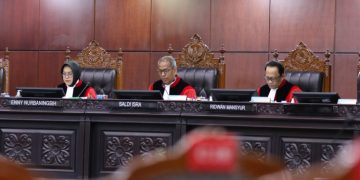 Perselisihan Hasil Pilgub Papua Berakhir: Mahkamah Konstitusi Tolak Permohonan Paslon 01