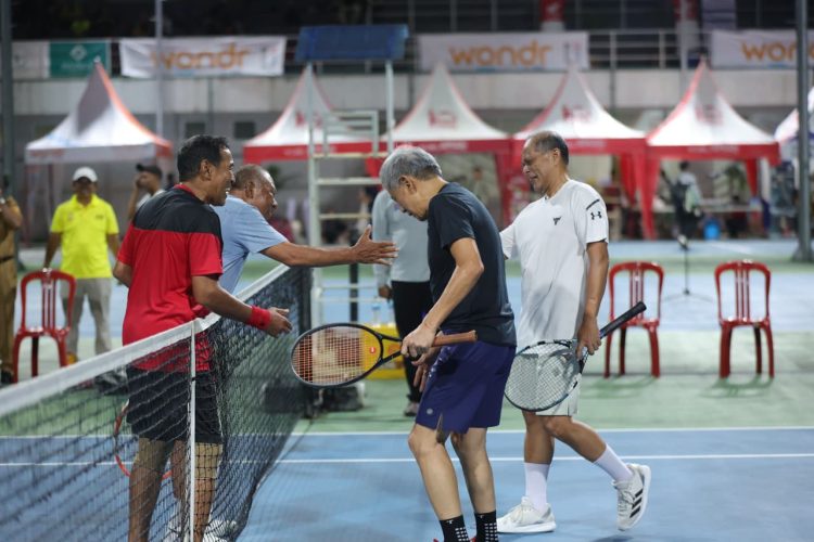 Gelaran AVICS Jayapura Tennis Tournament 2025 yang berlangsung meriah di Lapangan Tenis Kantor Wali Kota Jayapura. (Foto: Istimewa)