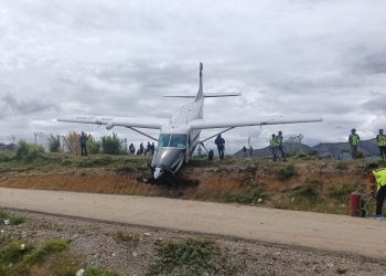 Bawa Cargo dan Bahan Makanan, Pesawat Smart Air Tergelincir di Bandara Tiom