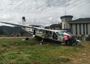 Tim KNKT Lakukan Investigasi Insiden Pesawat Smart Air Tergelincir di Bandara Tiom