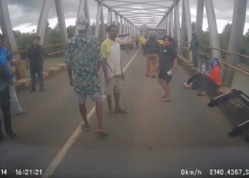 Tiga Kendaraan Terlibat Kecelakaan Beruntun di Jalan Poros Tujuh Wali-Wali Merauke, Kerugian Capai Rp150 Juta