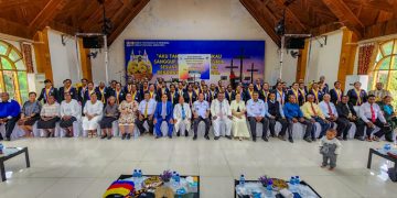 Ibadah Penamatan Sekolah Alkitab Waropen Kelas Eksekutif Serui: “Belajar untuk Mengajar”