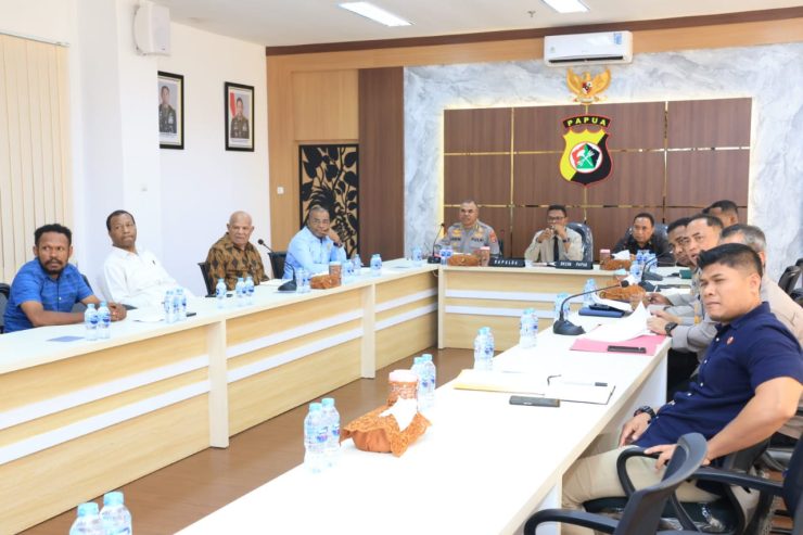 Polda Papua Bahas Isu Pembakaran Burung Cenderawasih, Tegaskan Pendekatan Hukum dan Budaya