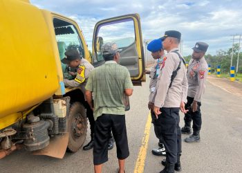 8 Sajam Tanpa Izin Diamankan Polisi dalam Razia di Elikobel