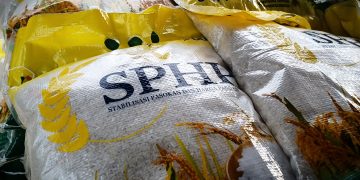 Bulog Papua Salurkan 13.300 Ton Beras Program SPHP dan GPM, Gandeng TNI-Polri Perluas Jangkauan ke Daerah Terpencil