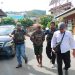 Polsek Demta Bergerak Cepat Tangani Jembatan Putus di KM 09, Akses Warga Sementara Kembali Dibuka