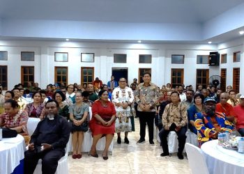 Ibadah Syukur dan Natal, Herlin Tegaskan Peran Doa Hamba Tuhan dalam Pengabdiannya di DPR Papua