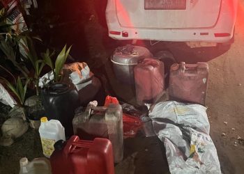 Polres Merauke Amankan Puluhan Liter Sopi dan Sagero