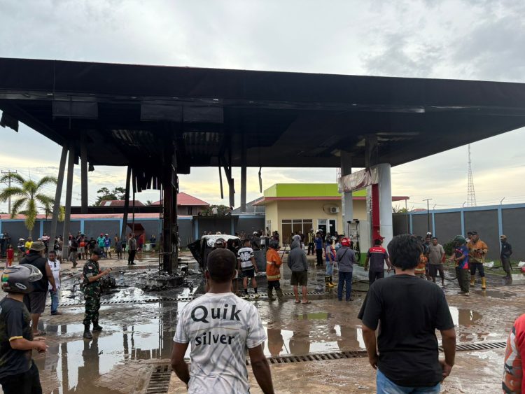 SPBU Jalan Nowari, Kabupaten Merauke berhasil dipadamkan. (Foto: Istimewa)