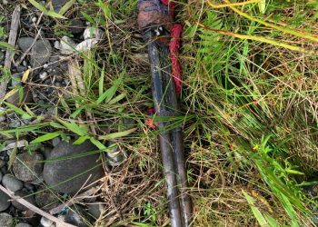 Tim Gabungan Satgas Cartenz Temukan Senpi Rakitan di Belakang Rumah Kosong