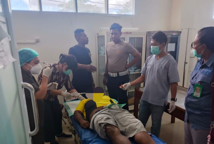 Jenazah korban kini telah dievakuasi ke RSUD untuk menjalani proses visum. (Foto: Istimewa)